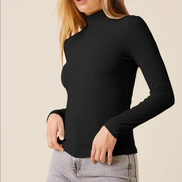 5 colors available— Basic mock Neck stretchy Fitted long sleeves top - Picture 2 of 14
